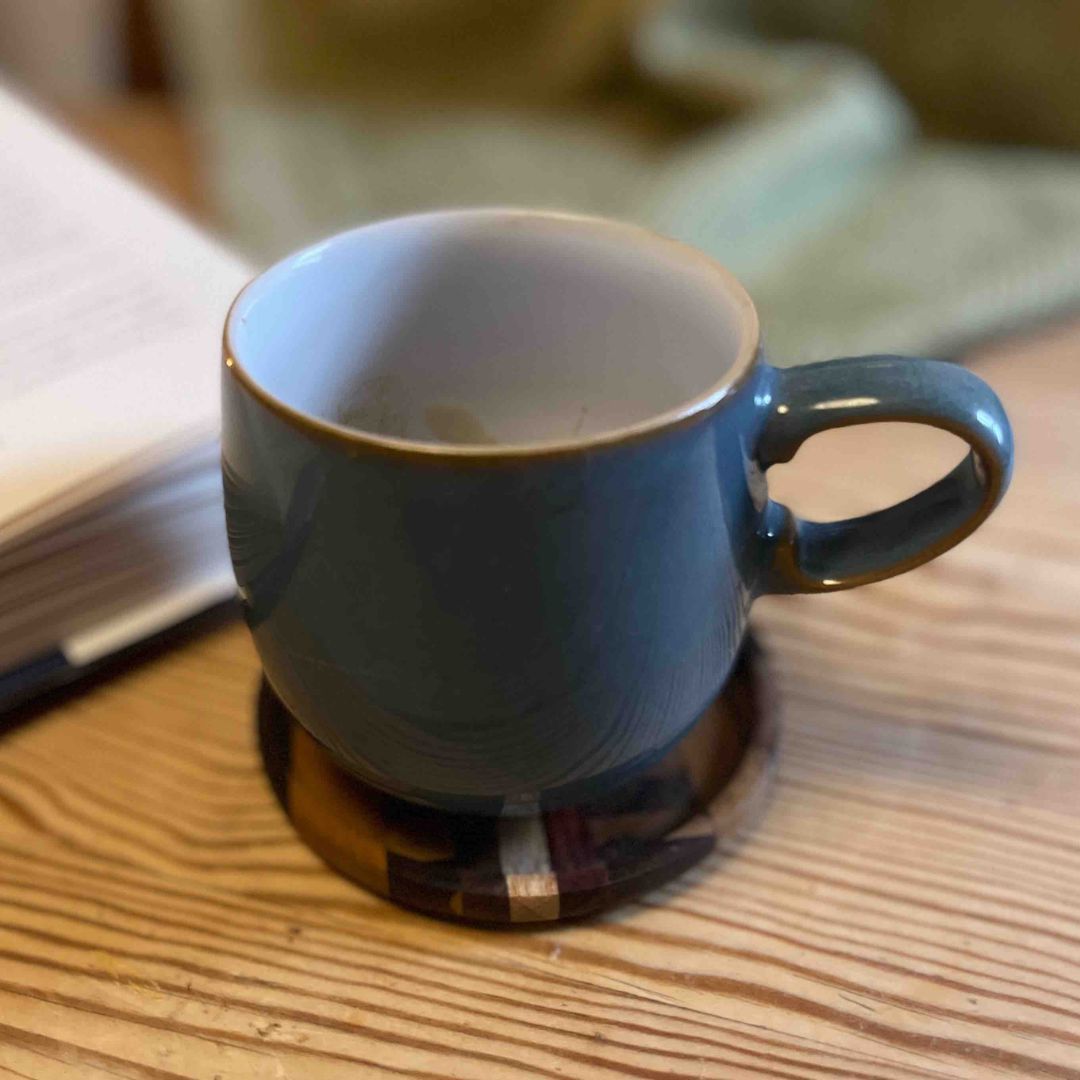 Untersetzer aus upgecyceltem Hartholz – Set aus 2