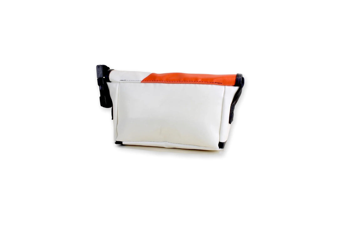 Sac blanc et orange en bâche de camion recyclée – sac convertible 3-en-1