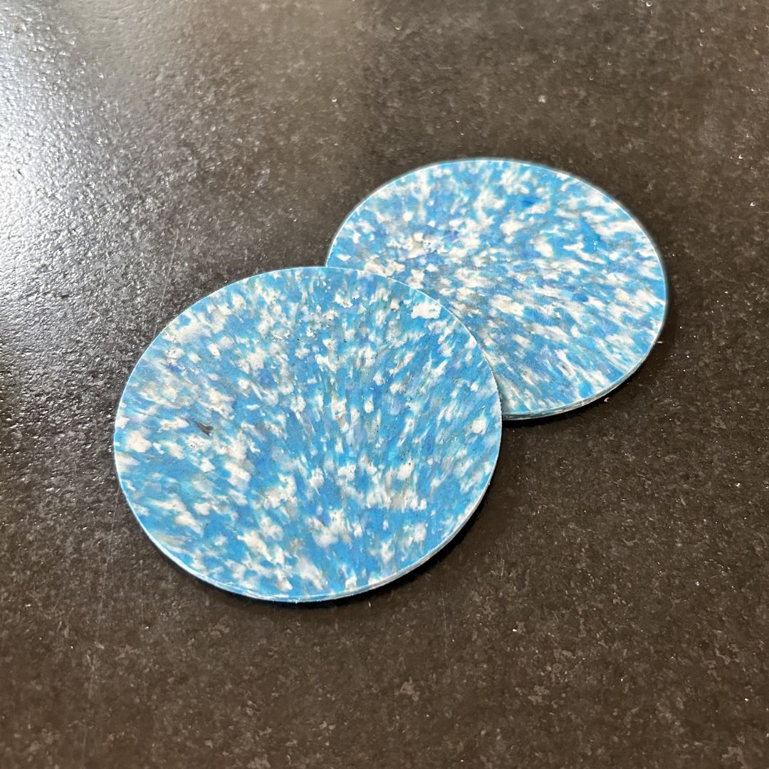 Recycled plastic coasters – Set of 2 - Light blue & white