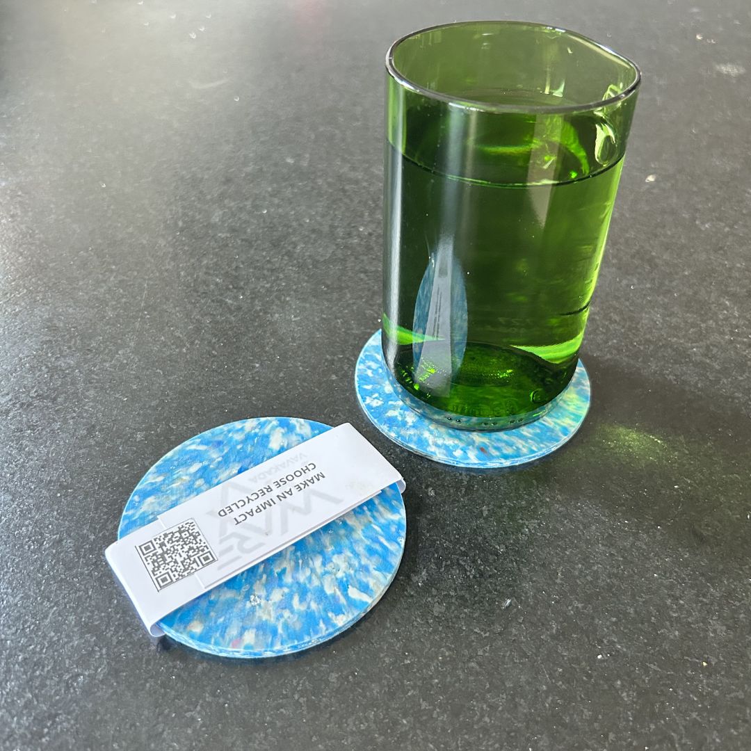 Recycled plastic coasters – Set of 2 - Light blue & white