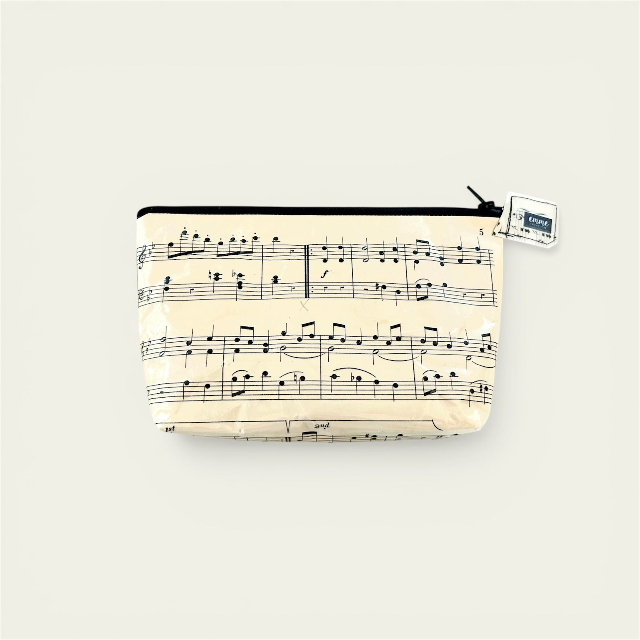 Trousse en page de magazine vintage moyenne Pentagramme