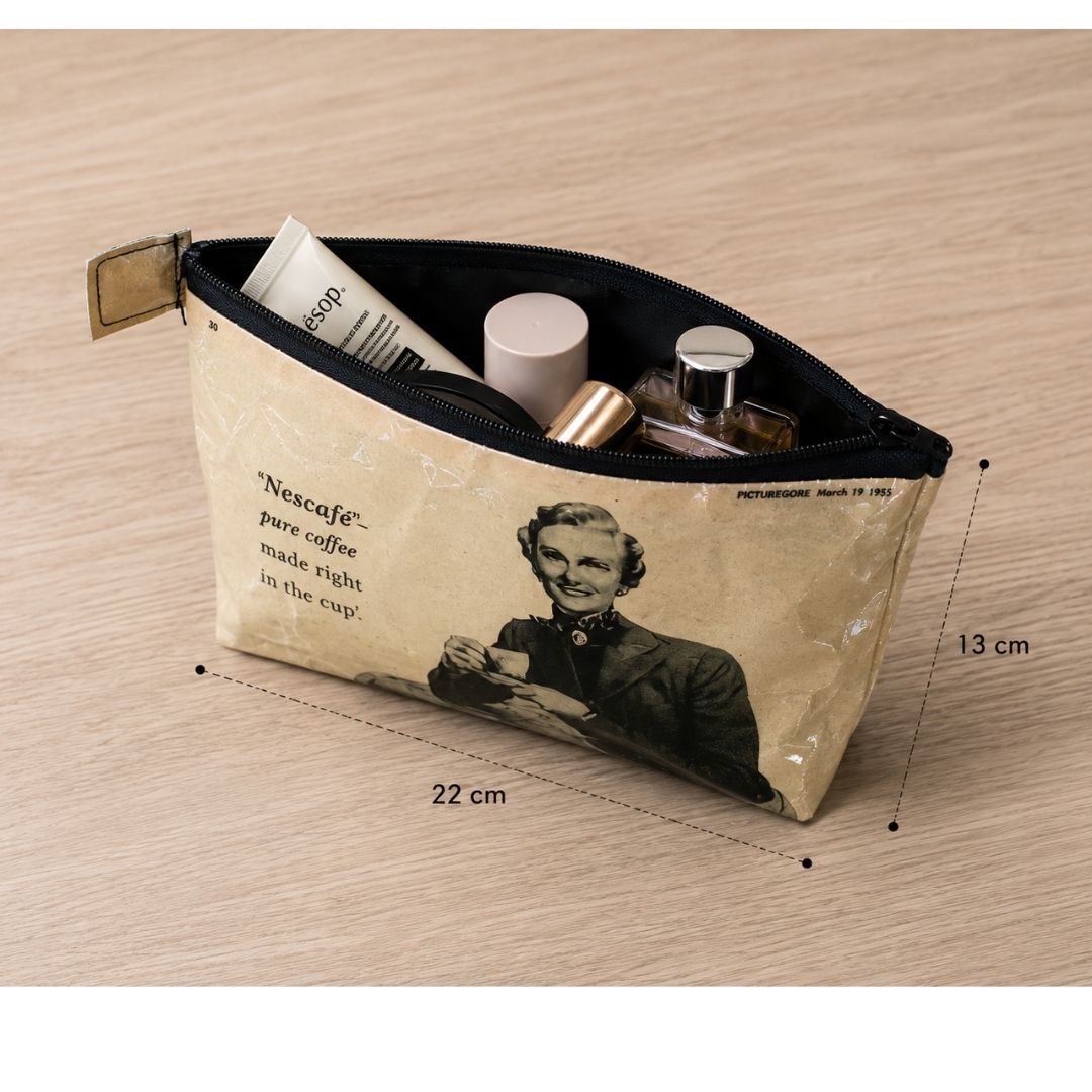 Trousse en page de magazine vintage Nescafé