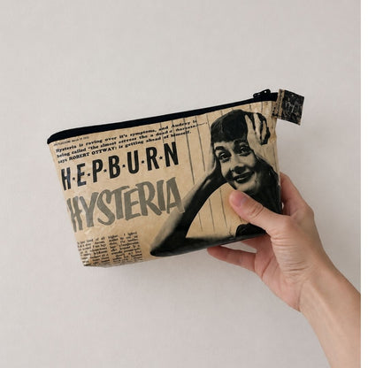 Vintage Federmäppchen aus Magazinseite mit Audrey Hepburn-Motiv