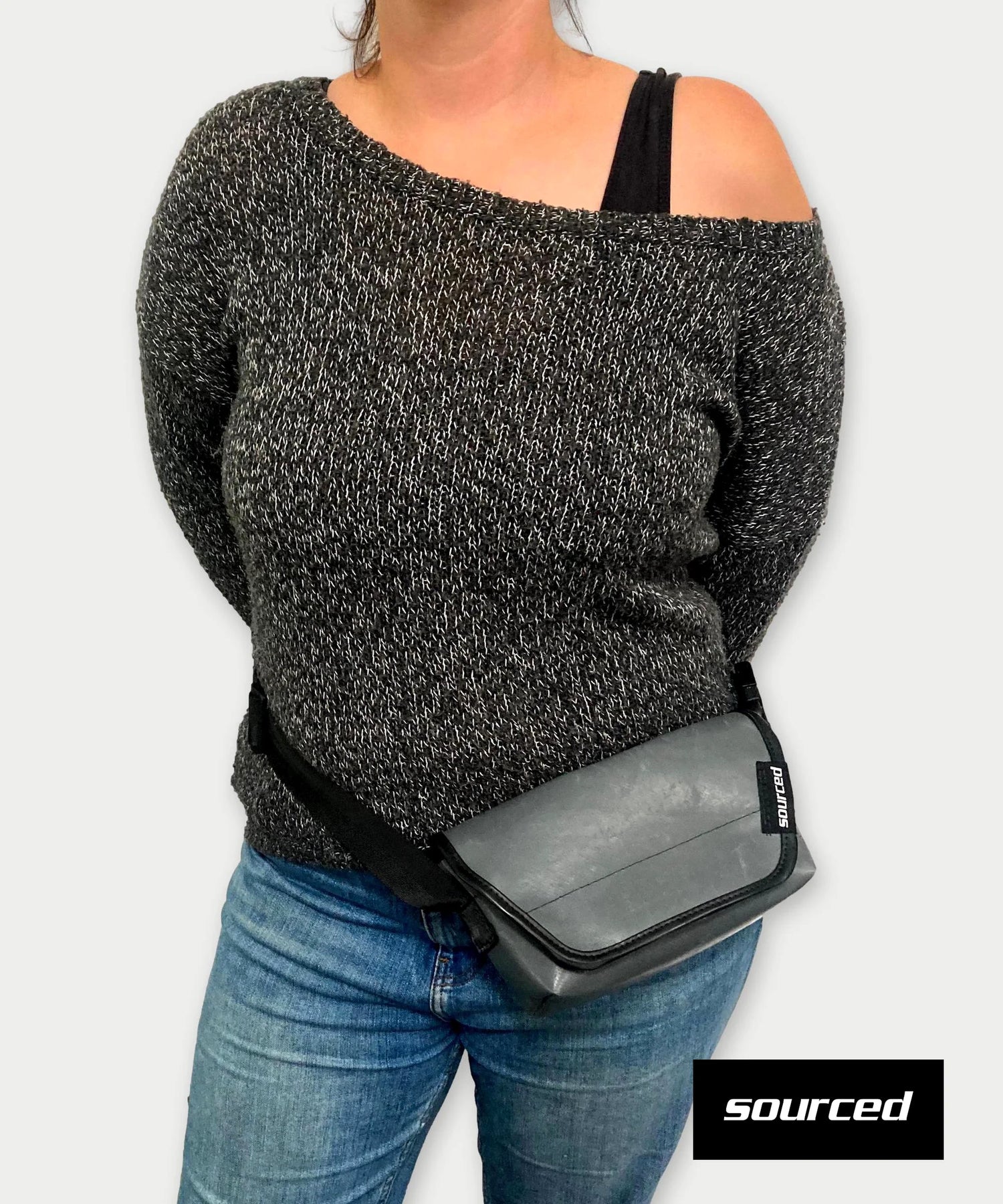 Sac blanc et orange en bâche de camion recyclée – sac convertible 3-en-1