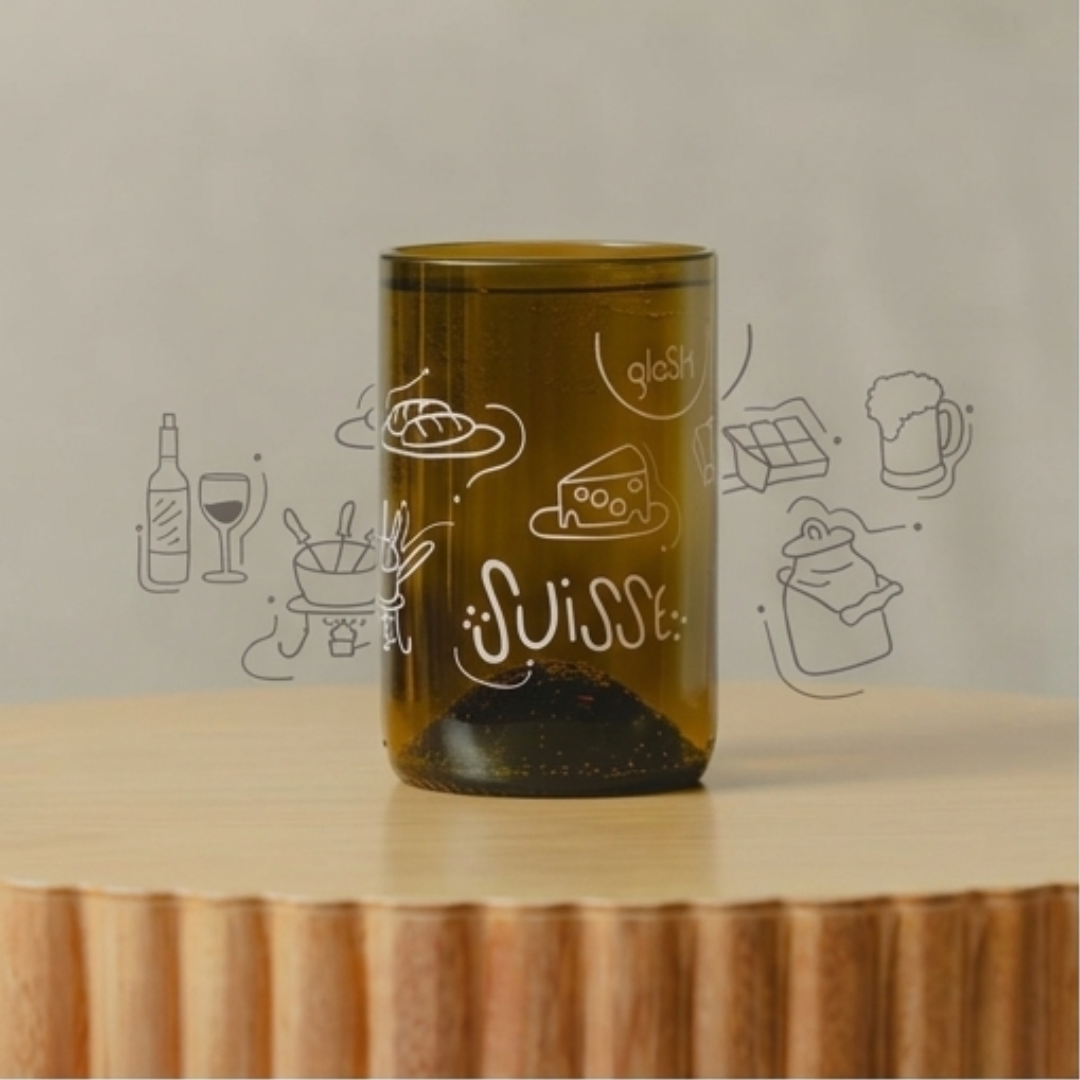 Schweiz - Set aus 4 grünen/braunen recycelten Gläsern