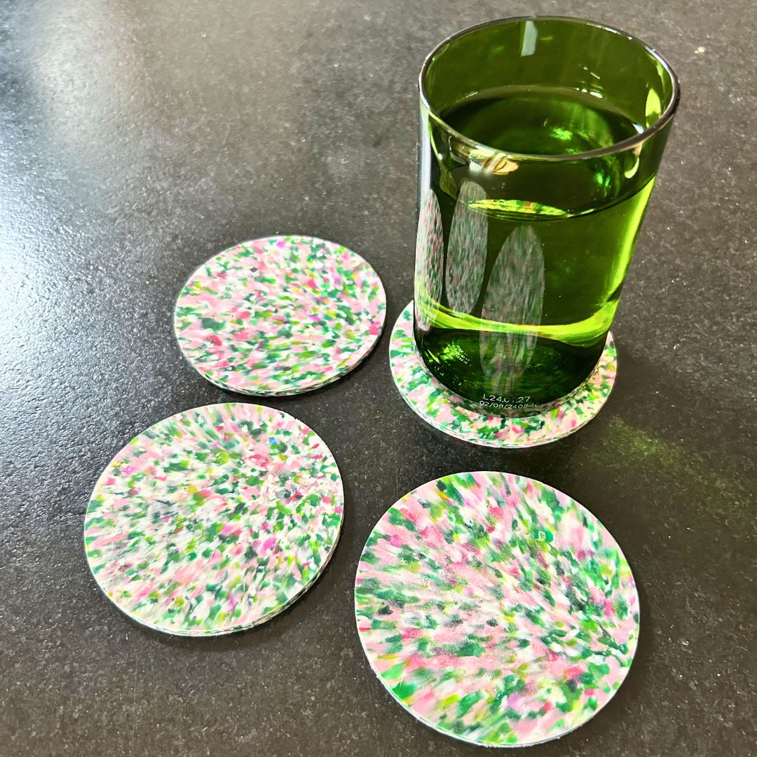 Untersetzer aus recyceltem Kunststoff – 4er-Set – Grün &amp; Rosa
