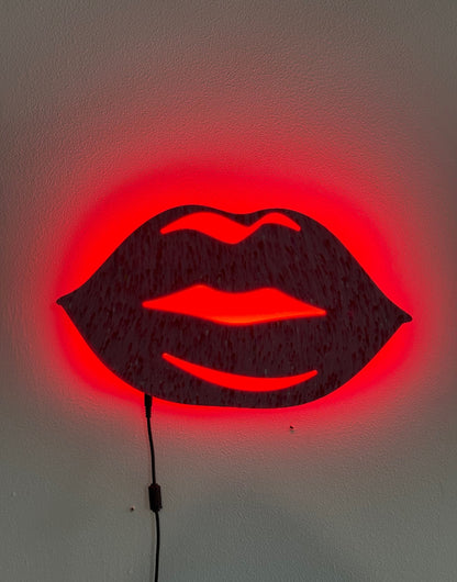 Recycled Plastic Lips Wall Lamp
