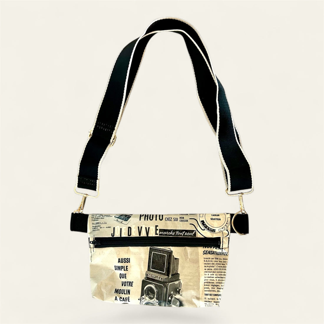 Sac bandoulière / banane en page de magazine vintage