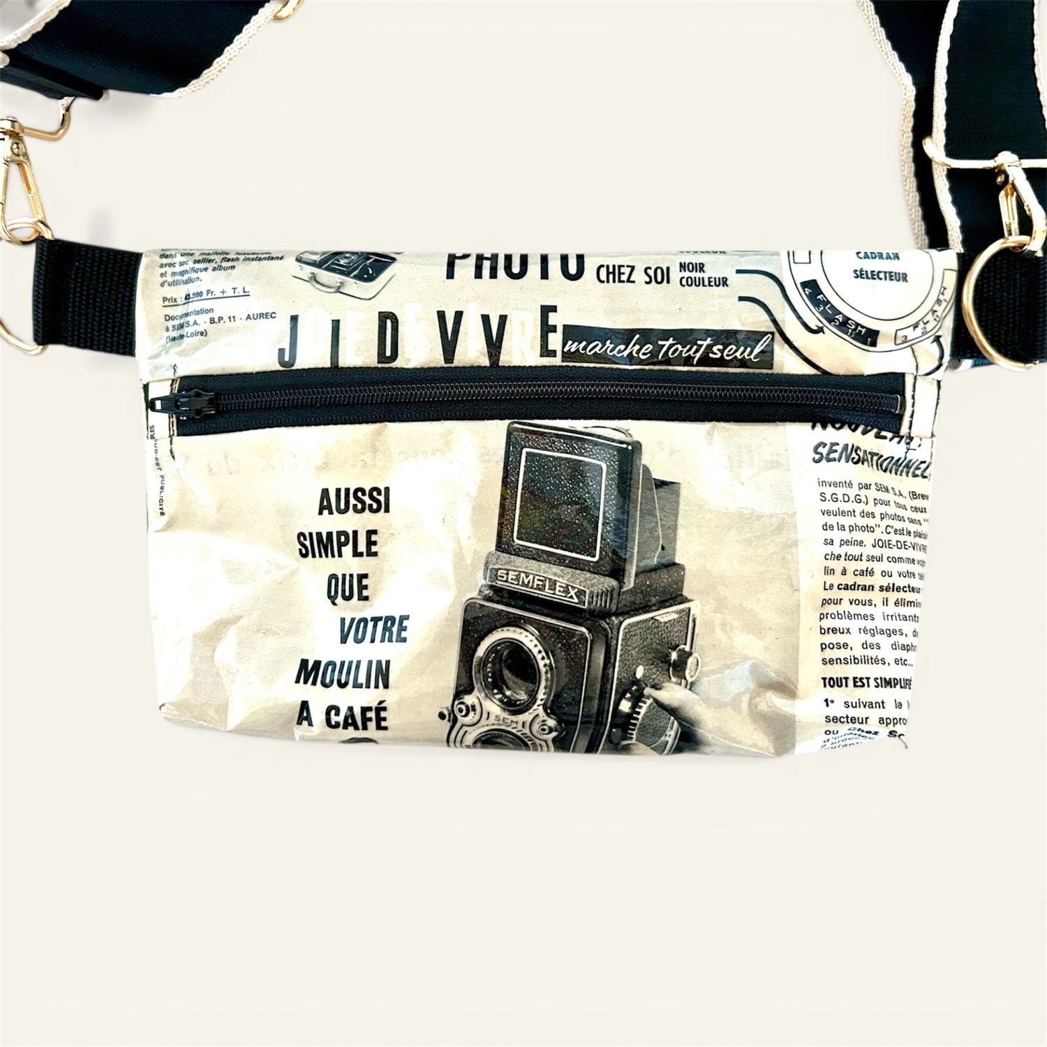 Sac bandoulière / banane en page de magazine vintage