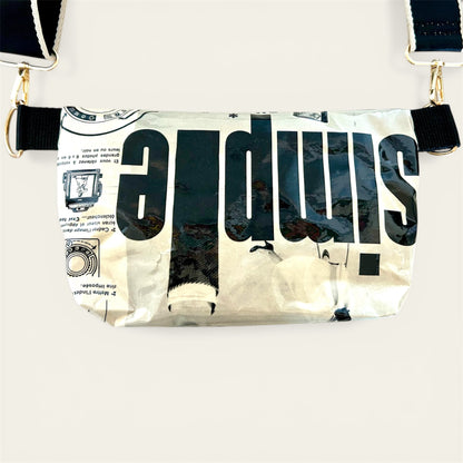 Sac bandoulière / banane en page de magazine vintage