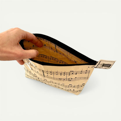 Trousse en page de magazine vintage moyenne Pentagramme